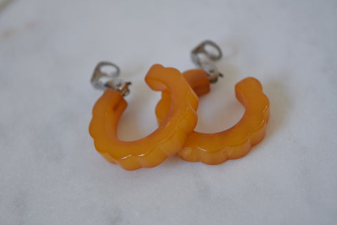 Scalloped Yellow Bakelite Hoop Clip On Earrings