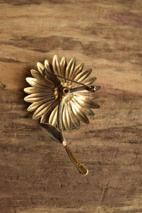 White & Gold Flower Brooch