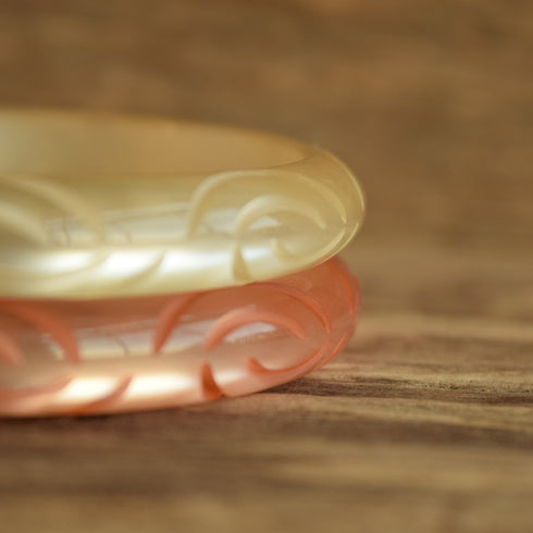 Vintage Carved Moonglow Lucite Bangle Bracelet