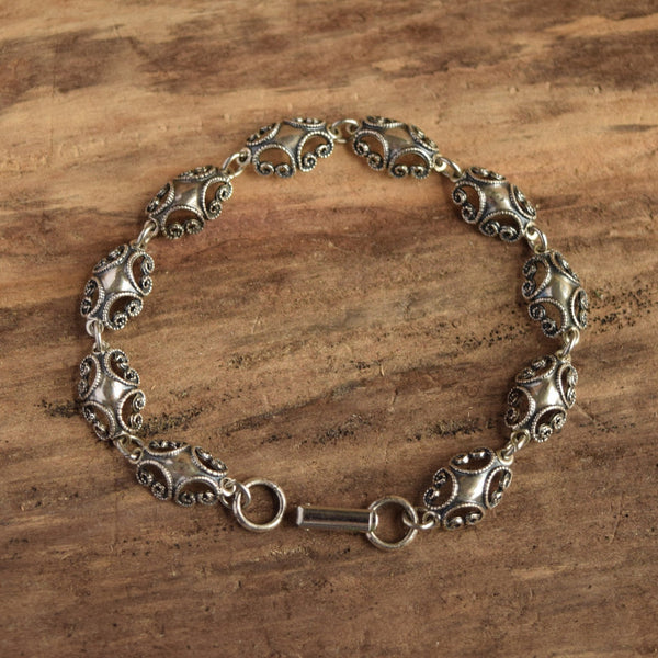 Beau Sterling Silver Link Bracelet