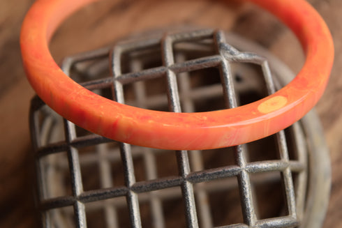 Tequila Sunrise 1/4 inch Bakelite Bangle