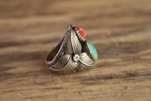 Size 9 Turquoise and Coral Navajo Ring