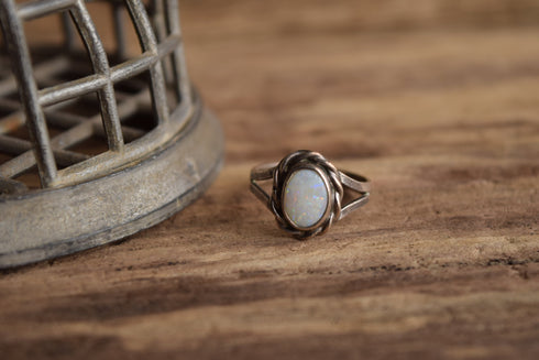 Sterling Opal Ring Size 7 - Loose stone As is