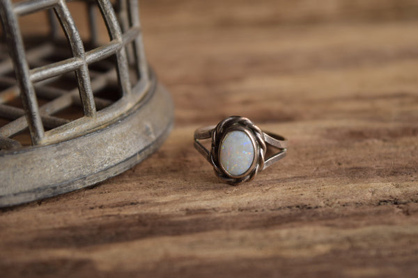 Sterling Opal Ring Size 7 - Loose stone As is