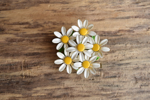 Daisy Brooch