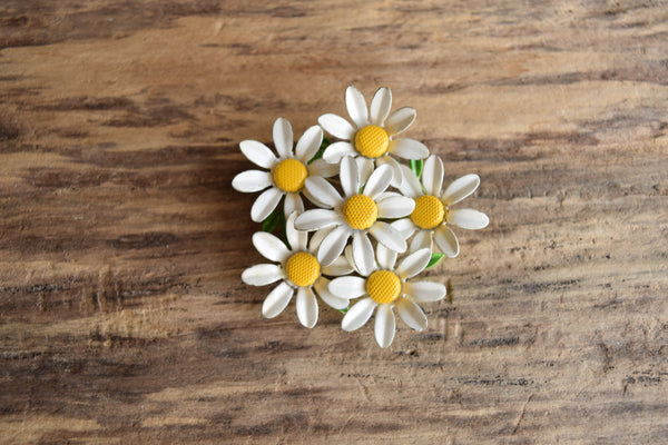 Daisy Brooch