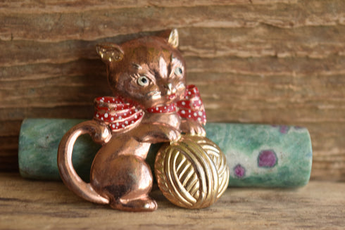 Kitty Cat Brooch