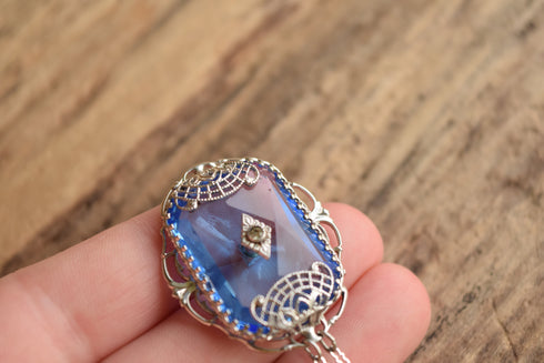 Blue Art Deco Pendant Necklace