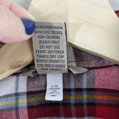 Duluth Trading Co Red Plaid Flannel - Medium