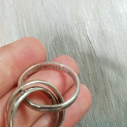 Live Laugh Love Intertwined Ring - Nelle & Lizzy